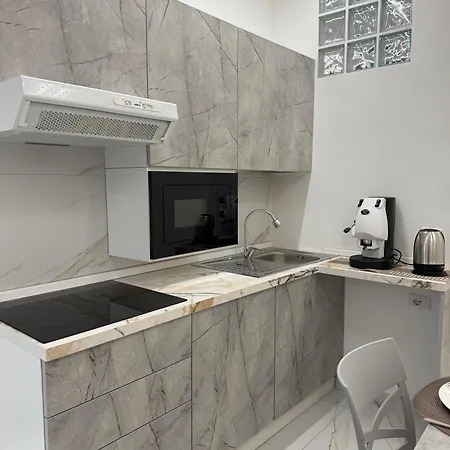 Miranapoli アパート